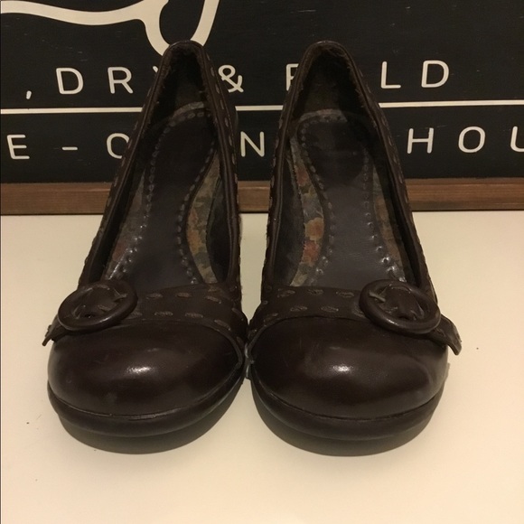 Comfy brown heels - Picture 3 of 3